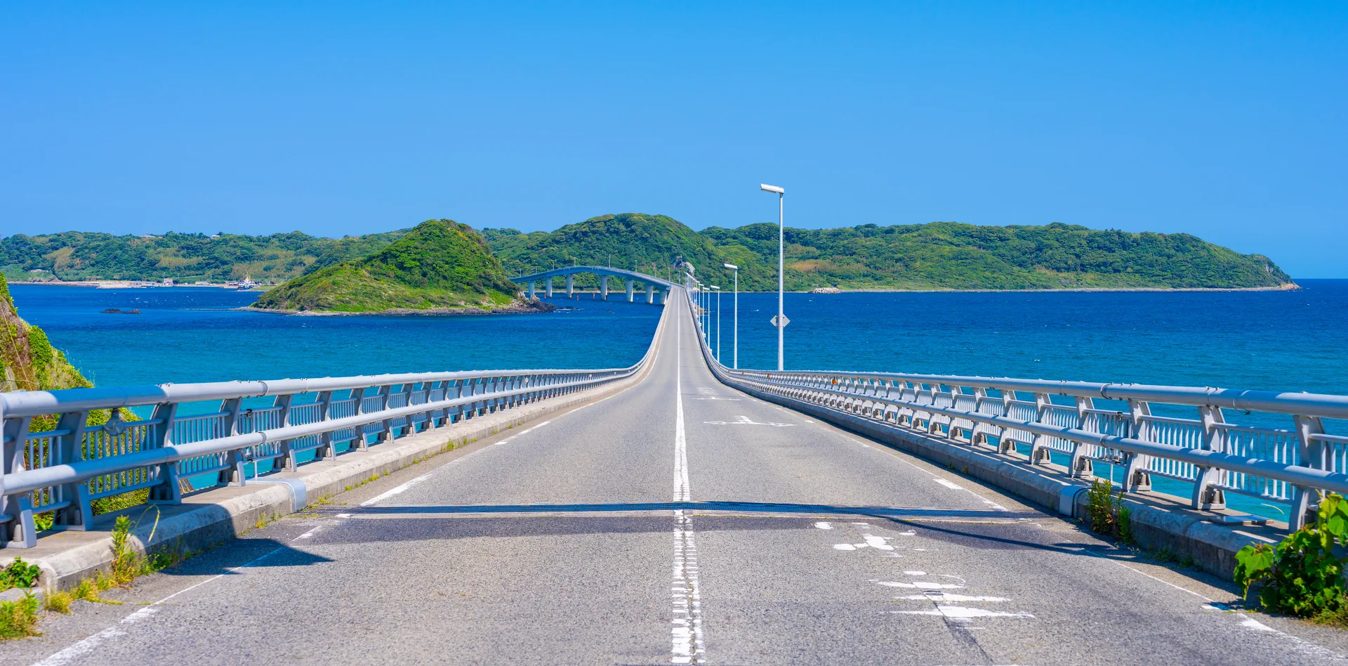 角島大橋(山口県下関市)